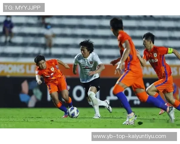 萨隆替补出战22分钟高效表现14分8板助球队赢得胜利