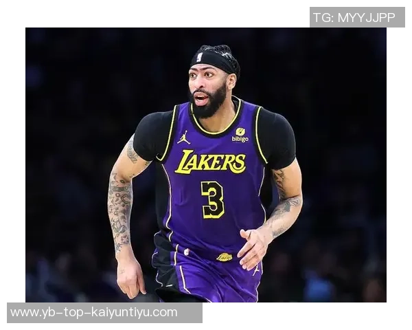 马克西表现稳健20投10中贡献27分7篮板9助攻5次失误展现全面能力 马克西表现稳健20投10中贡献27分7篮板9助攻5次失误展现全面能力