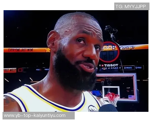 詹姆斯回应最后时刻技犯罚球东契奇罚我也没意见但我已走向罚球线